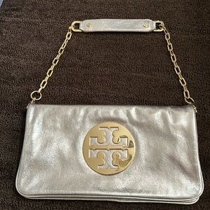 TORY BURCH GOLD NIGHT BAG